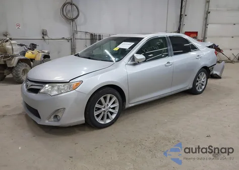 2012 Toyota Camry Xle z USA, uszkodzony, nr VIN 4T4BF1FK2CR179470